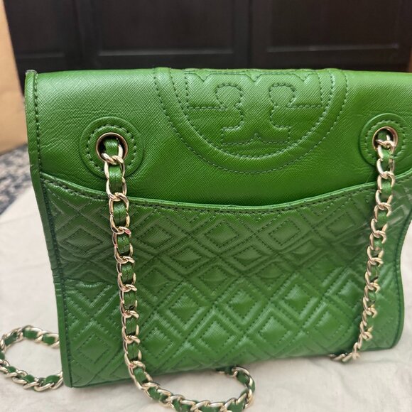 Tory Burch 3 way bag in  “Pea pod” green - Picture 1 of 5
